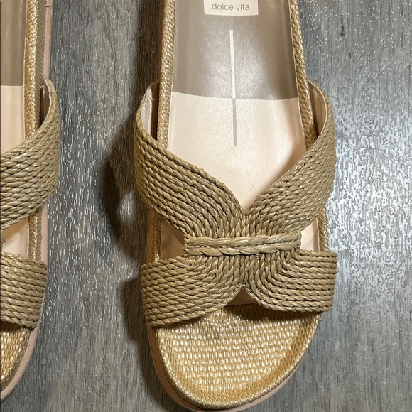 Dolce Vita Women's Braided Tan Sandals - Picture 3 of 8